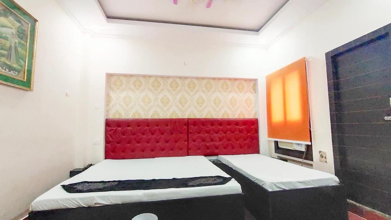 Hotel Shivay Palace Basti 외부 사진